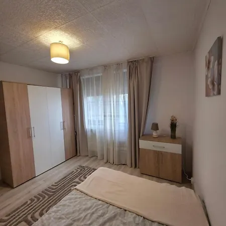 Moghioroș Park - Metro Romancierilor 1 Min Apartament *