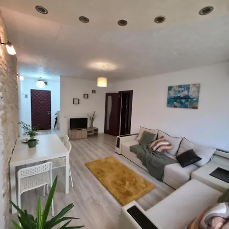 Moghioros Park - Metro Romancierilor 1 Min Daire